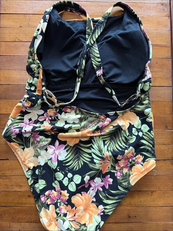 Hurley Hawaiin Print Cross Back One Piece Swimsuit Size XXL New - Image 2