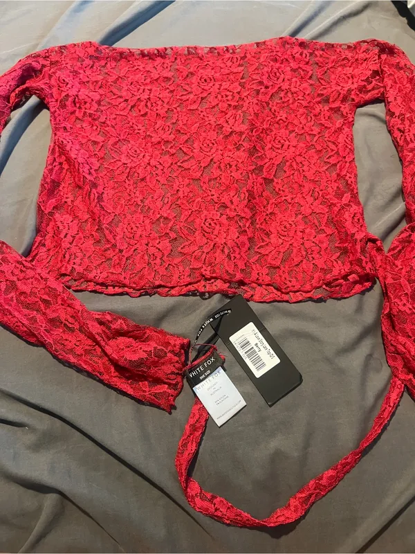 NWT white fox it’s a love story lace top in berry OS - Image 12