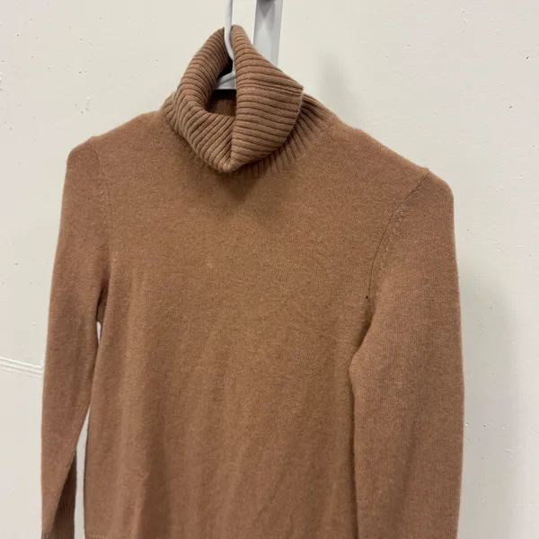 Aqua Cashmere Camel Tan 100% Cashmere Turtleneck Sweater XS Knit Monochrome - Image 3