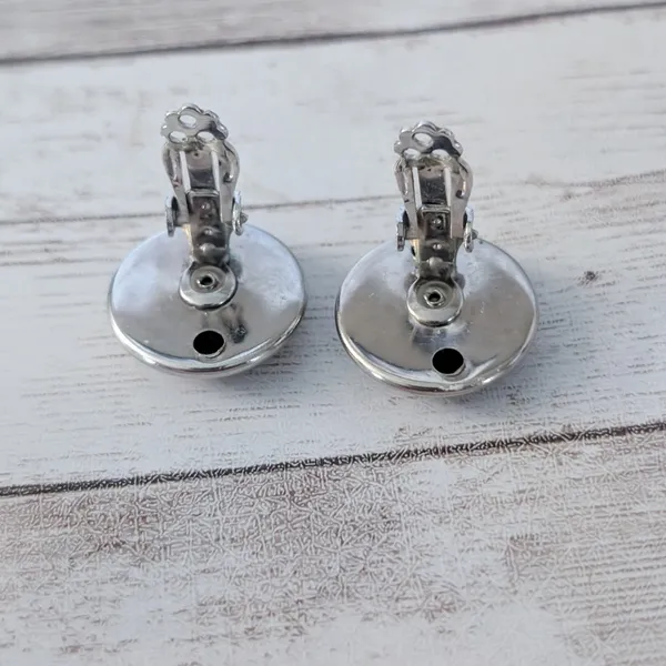 Vintage Clip On Earrings Patterned Silver Tone Statement 7/8" - Image 5