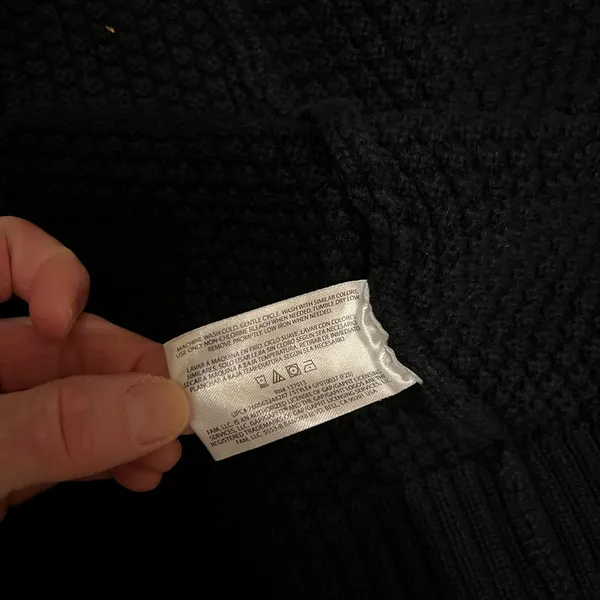 GAP Classic knit cardigan with pockets - Image 5
