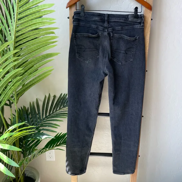 American Eagle Outfitters Mom Jean Black Wash Jeans - Image 4