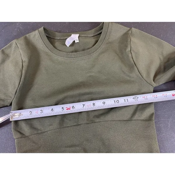 Offline by Aerie S Army Green Seamless Ribbed Long Sleeve Cropped Top - Image 8