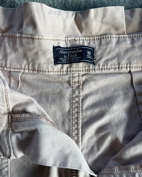 Abercrombie High Waisted Shorts Size XS - Image 5