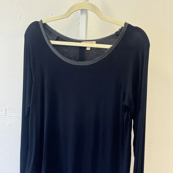 Bordeaux Black Mixed Media High Low Long Sleeve Top Small Raglan Satin Trim - Image 3