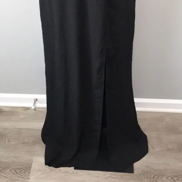 Lulu’s Theory of Love Black Off Shoulder Dress - Image 4
