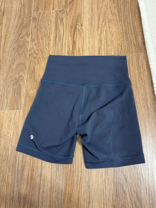 Lululemon Wunder Train 6" - Image 4