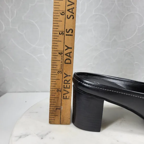 VTG Bass Artist Mules Womens 6 Black Leather Slip On Square Toe Block Heel 2003 - Image 16