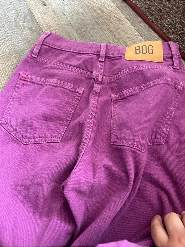 Bdg cowboy jean Women’s High-Rise Straight Leg Jeans — Fuchsia - Image 10