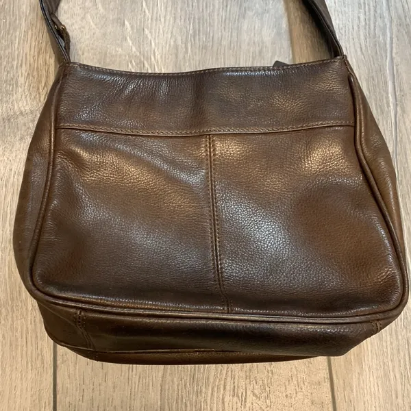 Vintage Wilson’s Leather Dark Brown Leather Purse - Image 4