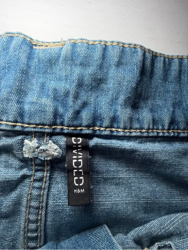 H&M Light Denim Cargo Mini Skirt - Image 2
