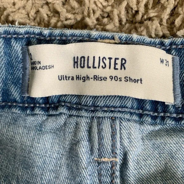 Hollister 90s ultra High-Rise cutoff size 12 blue jean shorts - Image 2