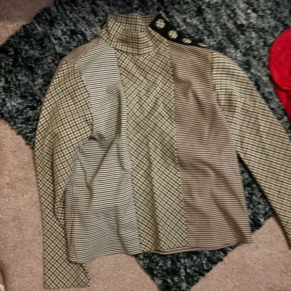 Zara‎ small plaid blouse - Image 4