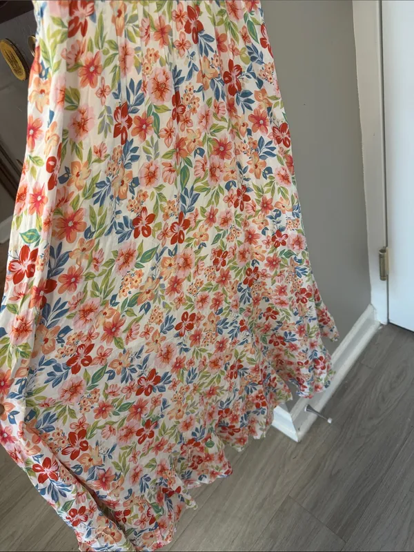 $99 Selfie Leslie x Indikah Floral Midi Dress - NWOT, Size Small - Image 3