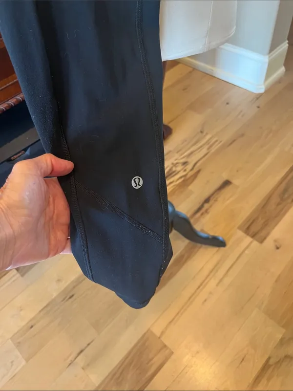 Lululemon Black Multi Pocket Athletic Leggings - Image 7