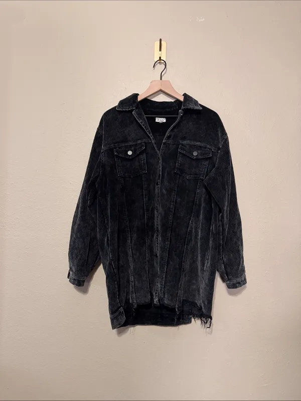 POL Distressed Black Corduroy Trucker Jacket Size Medium - Image 2