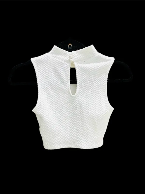 H&M White Textured Sleeveless Crop Top Sz XS NWOT - Image 5