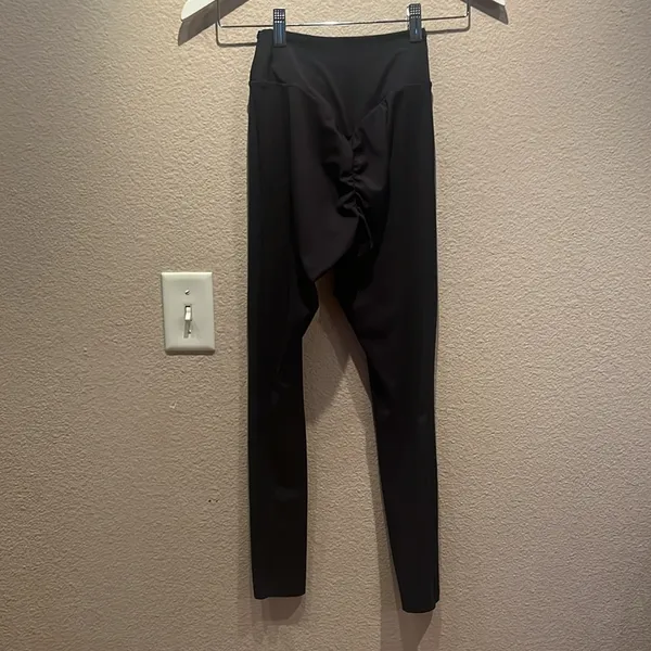 Gymshark Women’s Black Leggings Size XS - Image 5