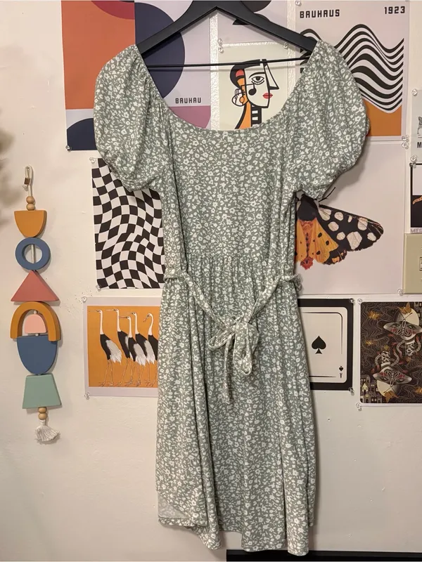 No Boundaries Sage Green Floral Midi Dress Size L 11/13 - Image 4