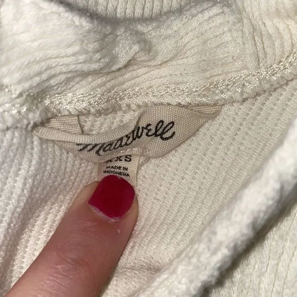 🎀 3/$20 Madewell women’s XXS textured‎ jacquard button back cream top - Image 8