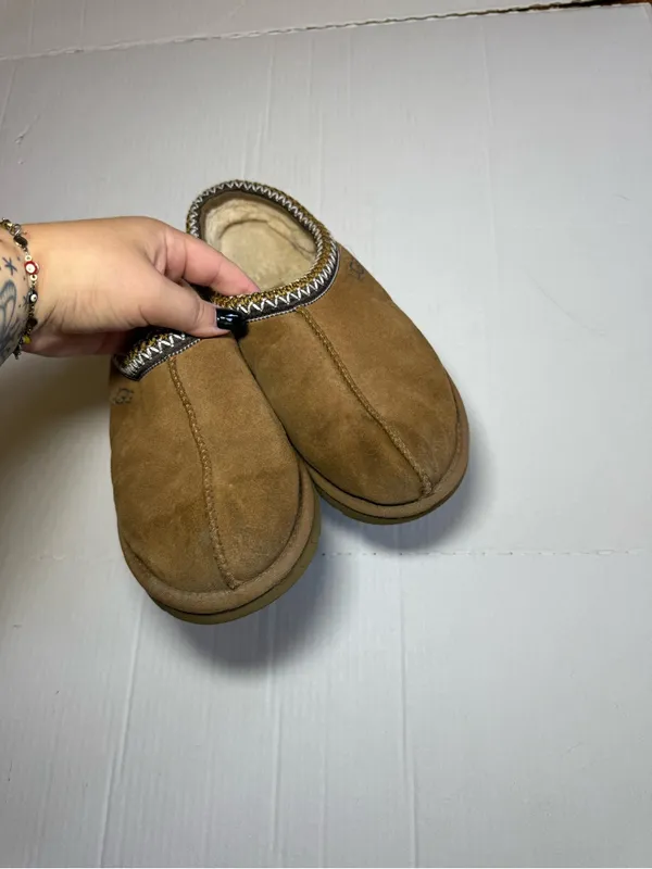 UGG Tasman Shoes Tan - Image 2