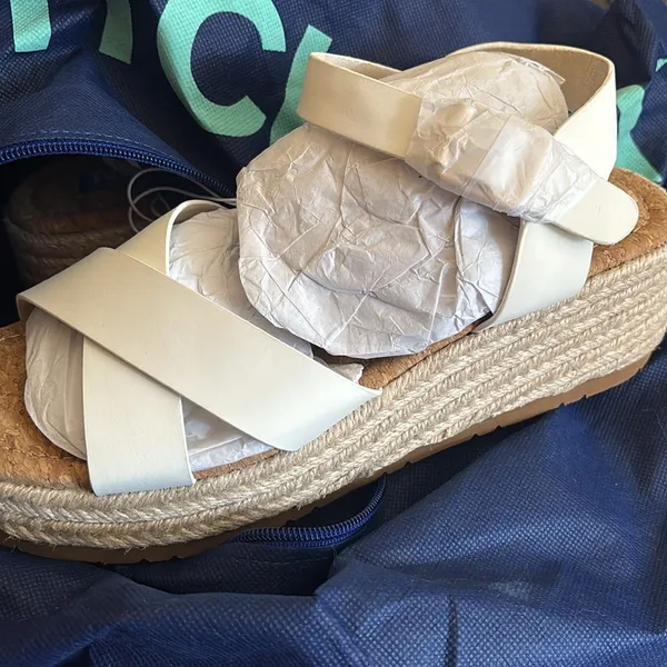 MIA Gayee‎ Wedge - Image 5