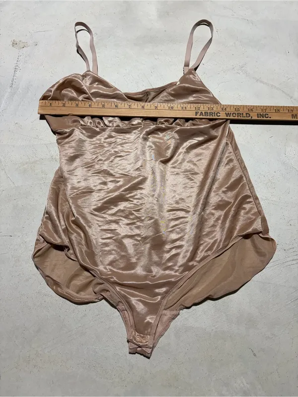 Skims Bodysuit Nude Taupe 2X - Image 3