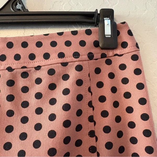 Ann Taylor LOFT mauve pink pencil skirt with black polka dots size 2 - Image 4