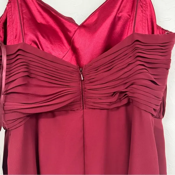 Weddington Way Burgundy Satin Sleeveless Bridesmaid Maxi Dress Womens 6 Formal - Image 8