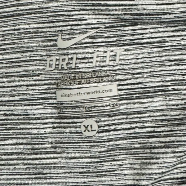 Nike Women’s Cropped Leggings - Image 5