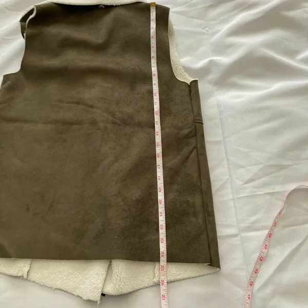 Susina NWT Open Front Vest Faux Shearling &‎ Suede Small - Image 12