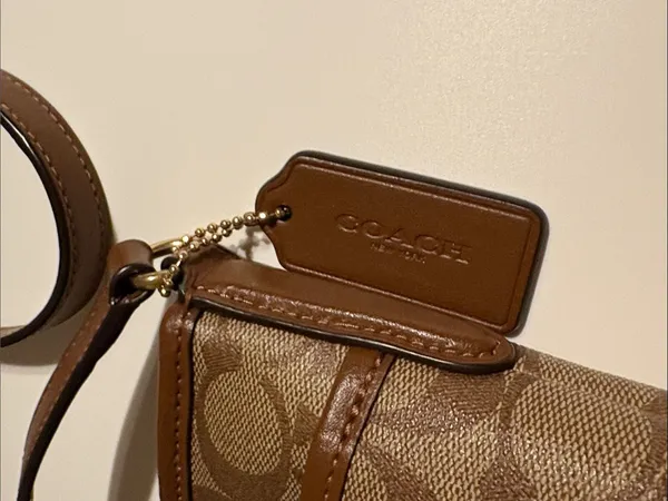 Coach Signature coated Canvas File Crossbody Bag purse tan brown excellent - Image 2