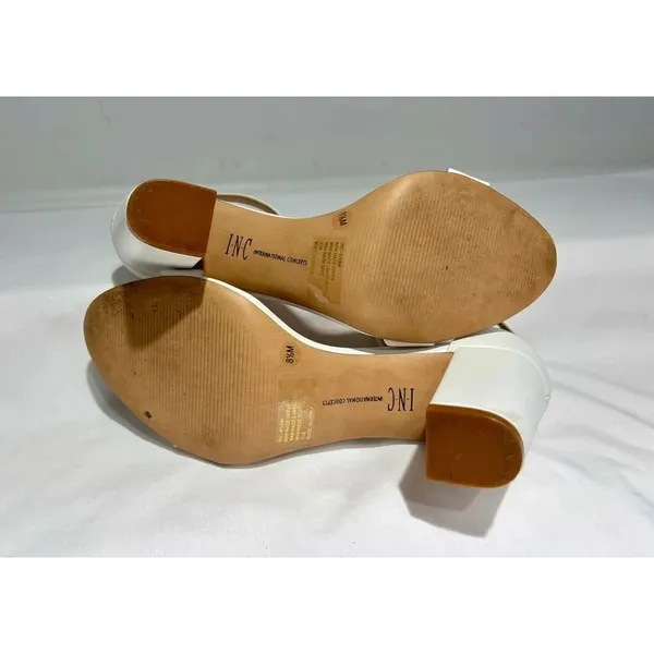 I - Image 11