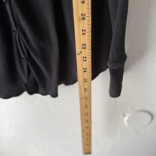 ABLE Cardigan Sweater Womens‎ Medium Button Front Long Sleeve Lightweight Top - Image 5