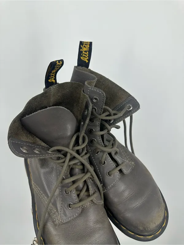 Dr Martens 1460 Gray Combat Boots Women's Size 7 Grunge - Image 6