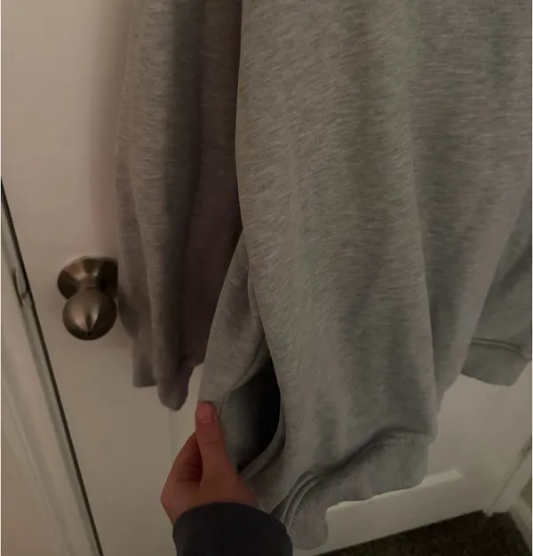 Oversized Gray Amazon Hoodie Size M - Image 3