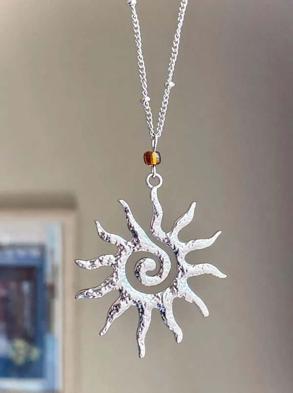 Handmade stainless steel sun boho retro vintage style dangle earrings☀️ - Image 7