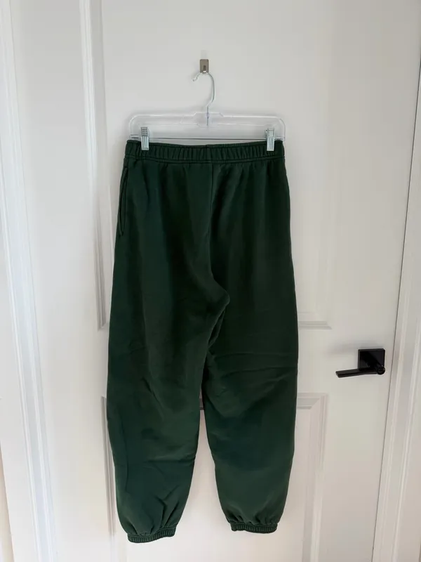 Aritzia Women’s Joggers  - Image 5