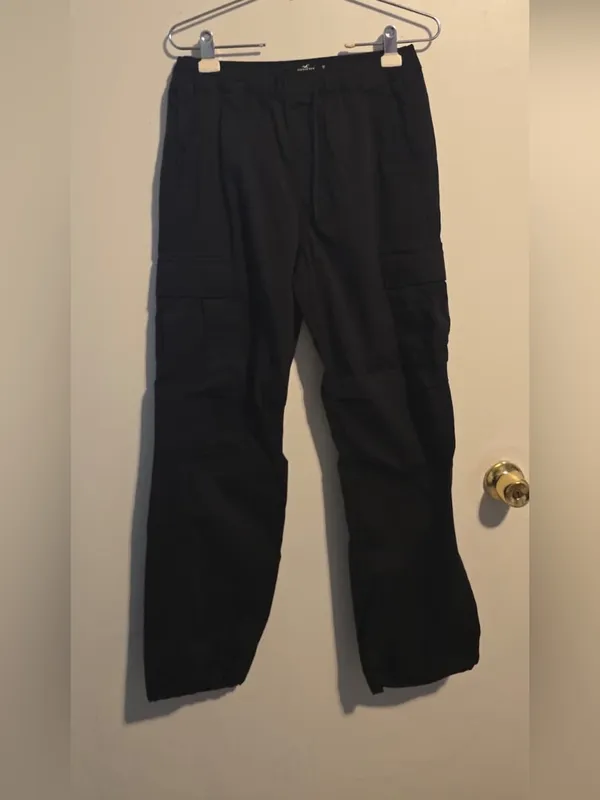 Hollister Wide-Leg Black Cargo Pants - Image 2