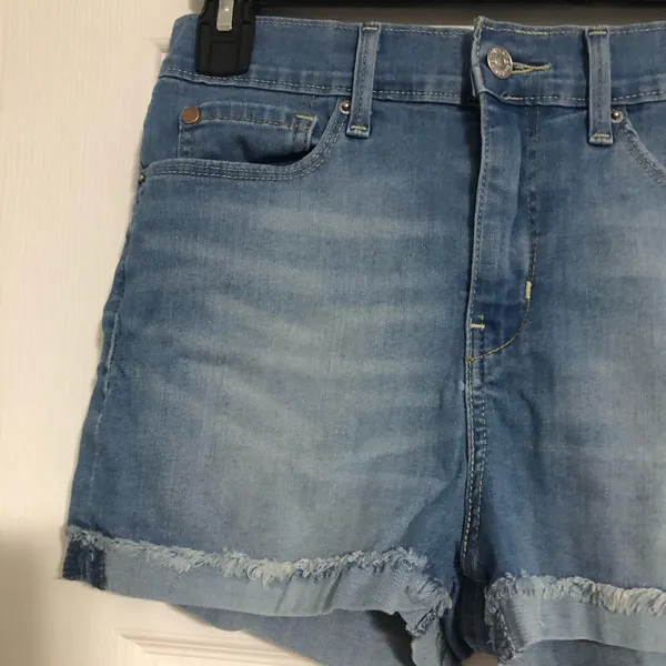 Denizen Levi’s cut off cuffed jean shorts women’s 26” waist high rise shortie‎ - Image 6
