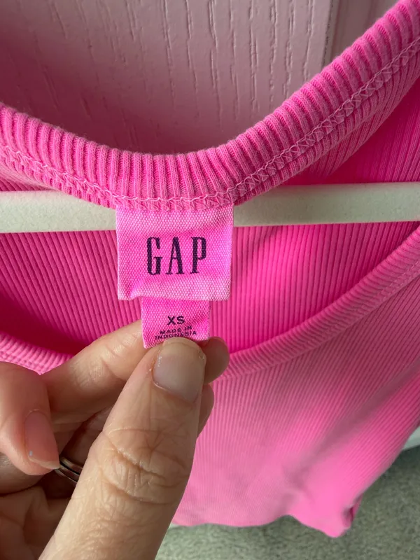 Women’s Gap Hot Pink Tank Top  - Image 2