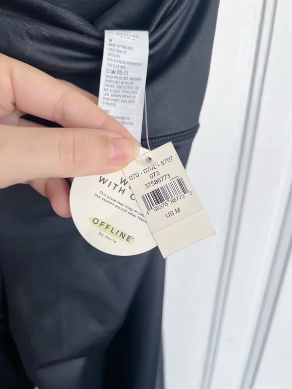 Offline by Aerie • The Hugger Coated Crop Slit Flare Legging 7/8 ankle black - Image 7