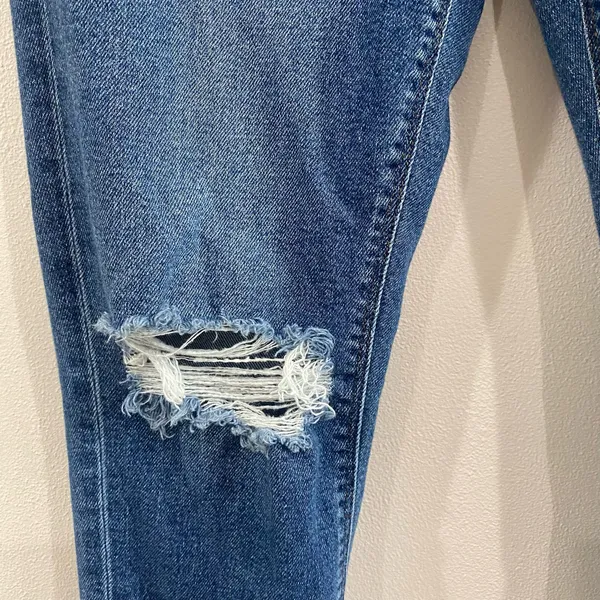 American Eagle‎ Stretch Mom Jean Distressed Knees Size 4 - Image 6