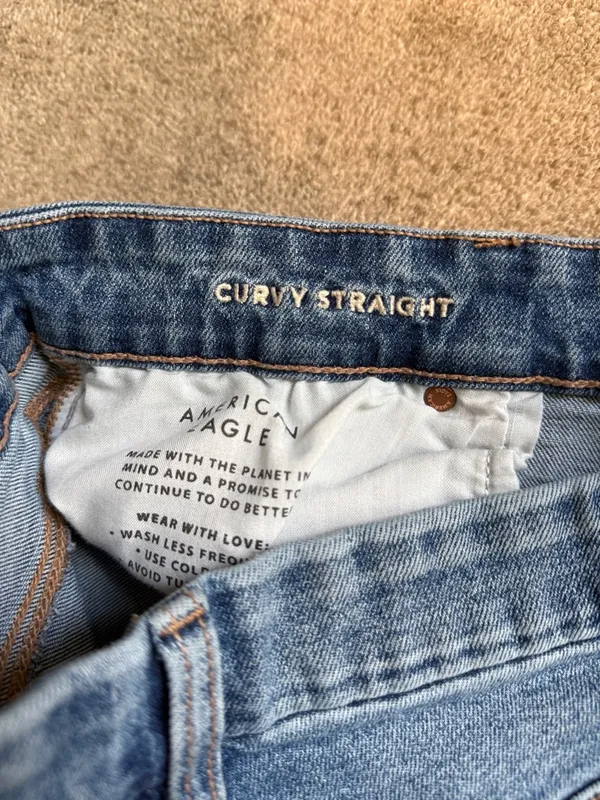 American Eagle Medium Wash Distressed Curvy Straight Leg Jeans Size 14 Short - Image 5