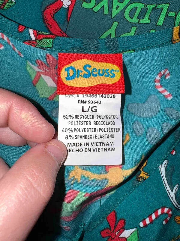 Dr. Seuss Grinch and Max Graphic Short Sleeve Scrub Top Size Large - Image 3