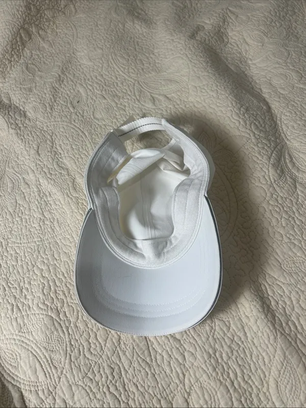 lululemon athletica White Lightweight Performance Cap - Image 6