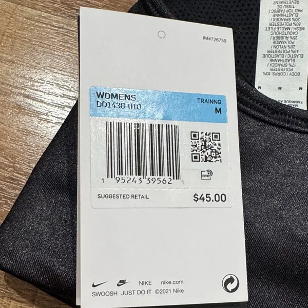 Nike Women's Swoosh Training Bra - Image 5