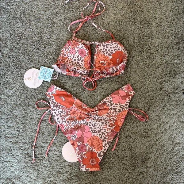 Altar'd State Pink Floral Bikini - Image 4