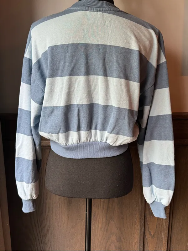 Strawberry Shortcake Blue Stripe Cropped Sweater xxs - Image 4