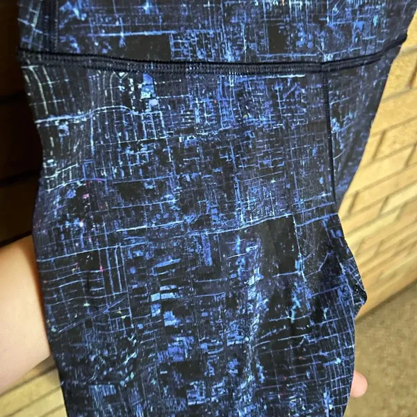 Lululemon Wunder Under Hi-Rise Tight 28” City Lights Multi Black Leggings Size 2 - Image 4
